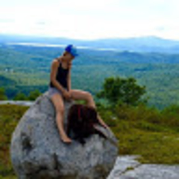 Meet your Posher, Sierra - Picture 1 of 1